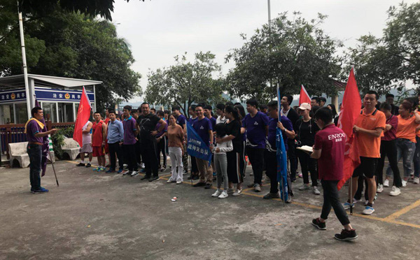 金馬爭(zhēng)霸賽火箭隊(duì)8公里徒步拉練，振奮人心！
